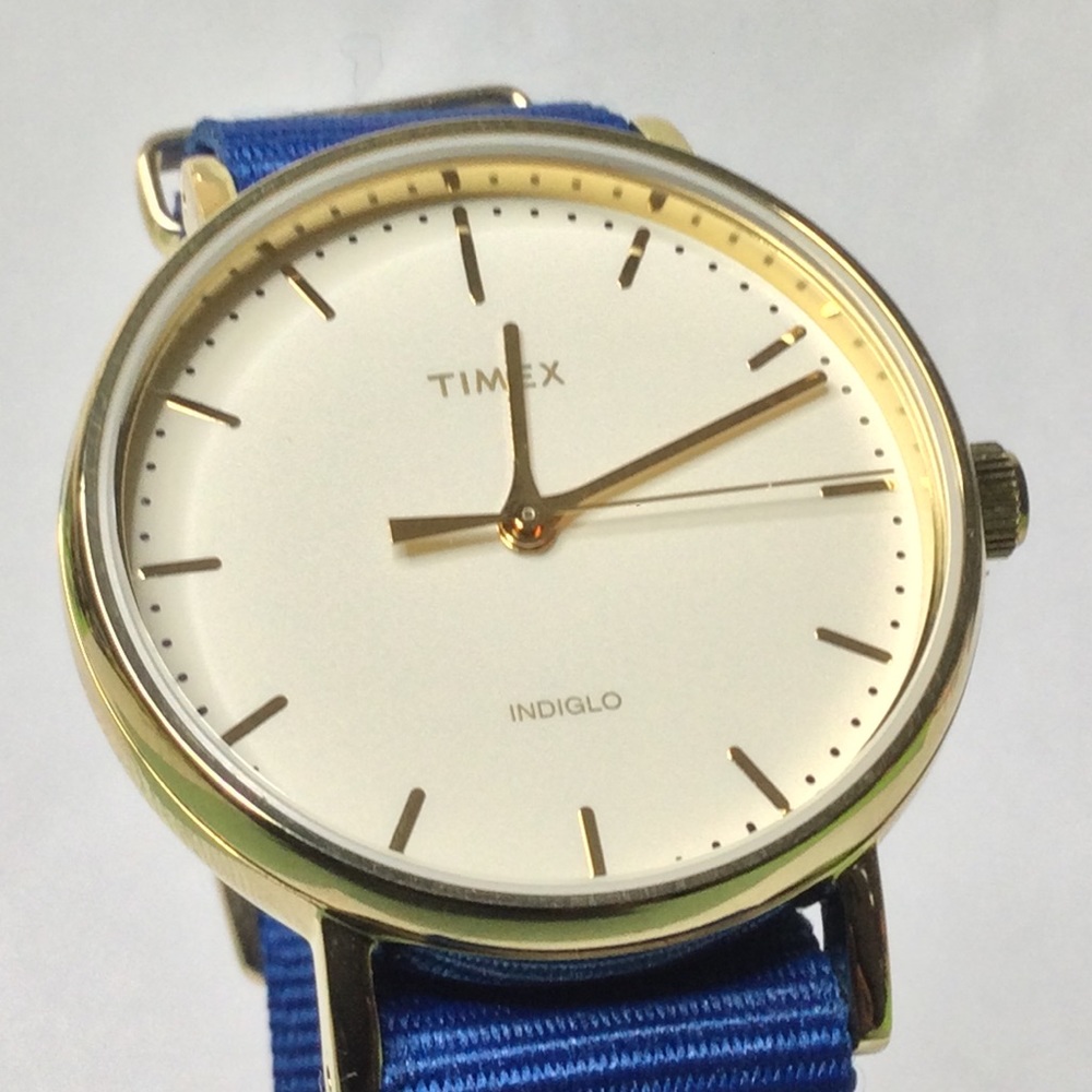 LADIES TIMEX FAIRFIELD CRYSTAL BAR WATCH
